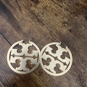 Tory Burch Miller hoop earrings.